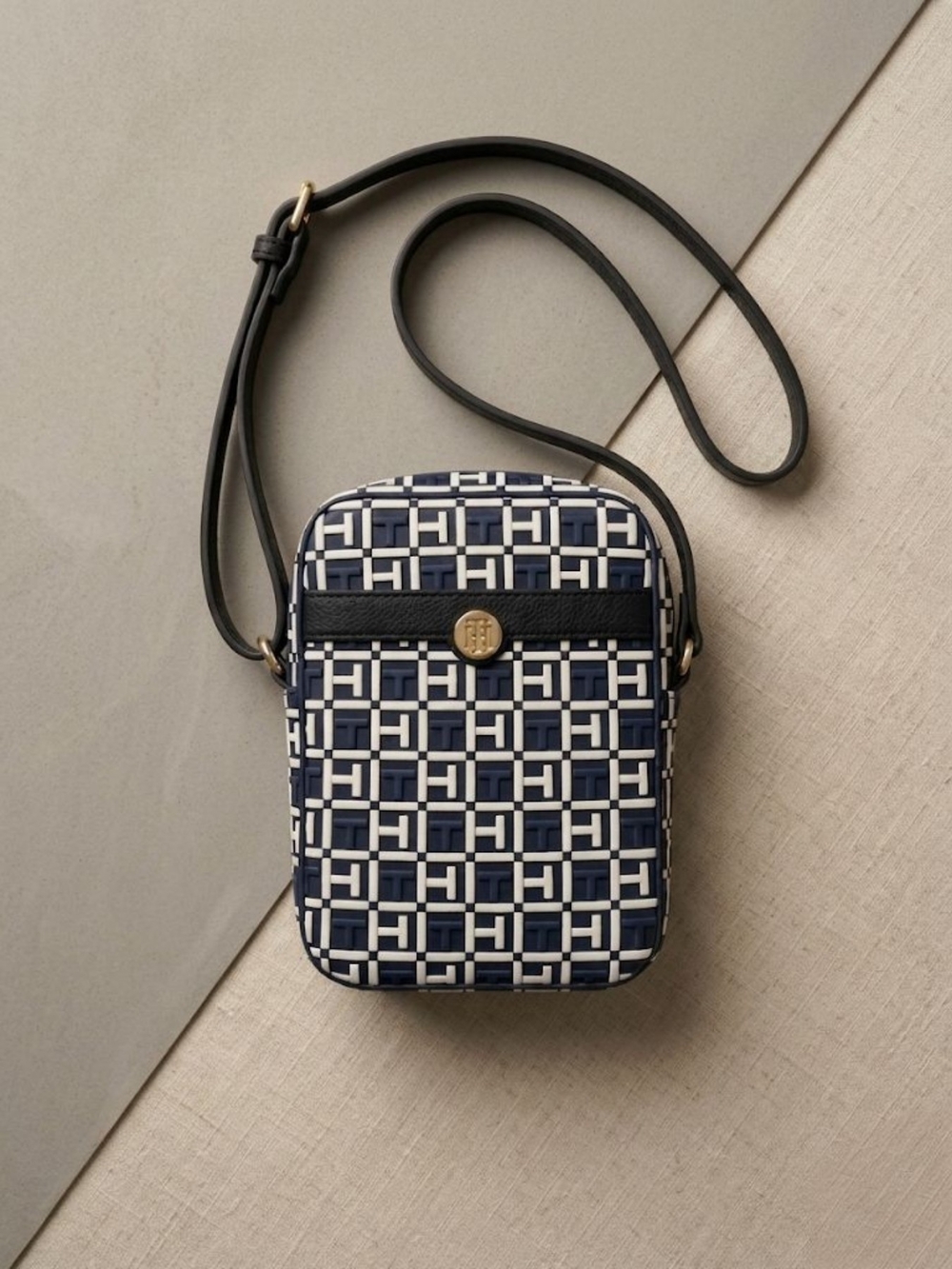 NWT Tommy Hilfiger Minimalist Navy & White Monogram Mini Crossbody Bag